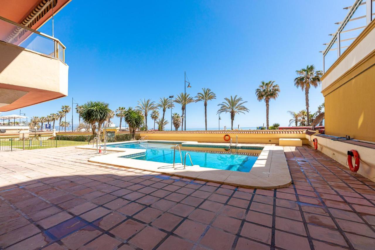 797 Holiday Rentals - Amplio Piso Con Terraza En Primera Linea De Playa Torremolinos Esterno foto